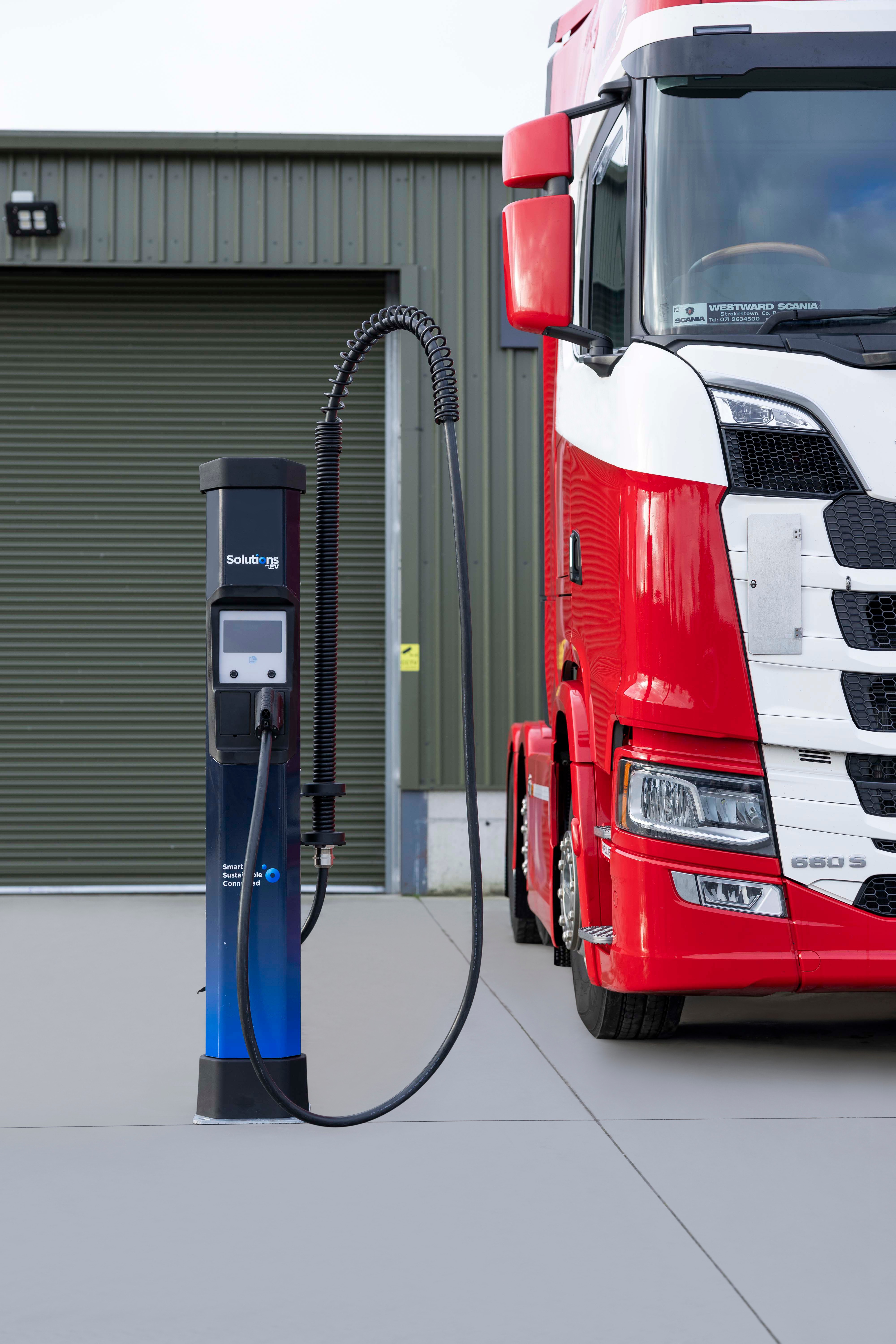 Truck Charging -Satellite Charger