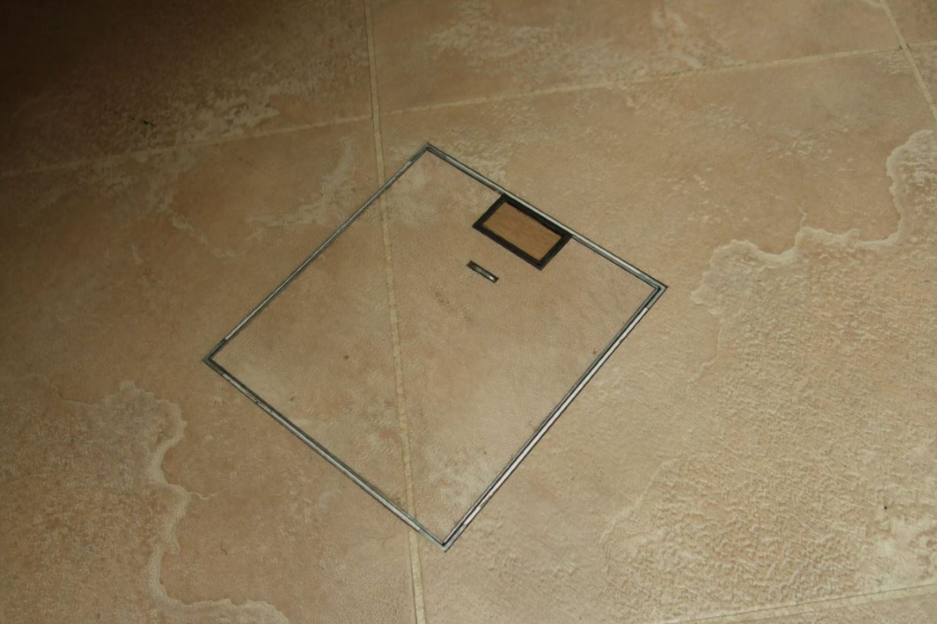 Cableduct 500 Series Floor Box