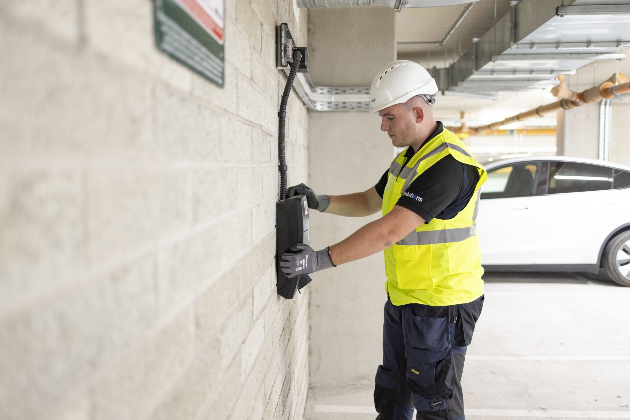 Zaptec Pro Mid EV Charger Installation | Flat Cabling System